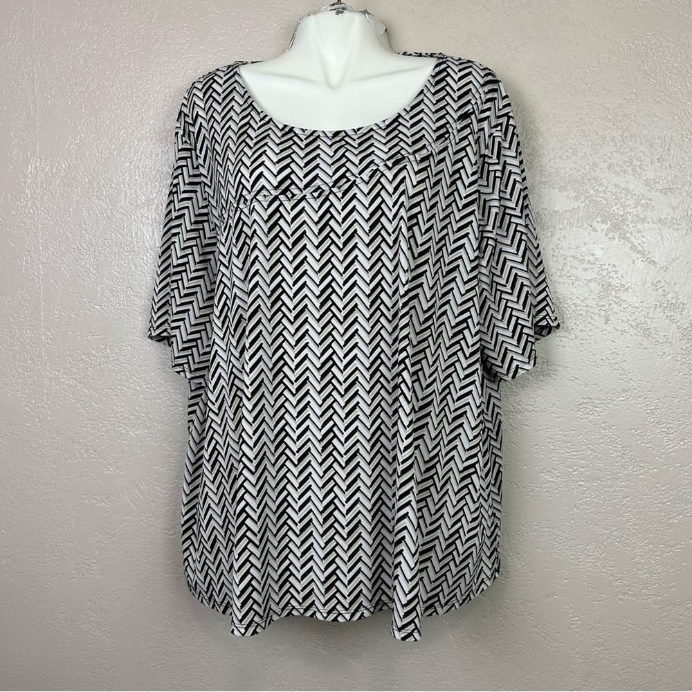 Cato Black and White Zigzag‎ Blouse